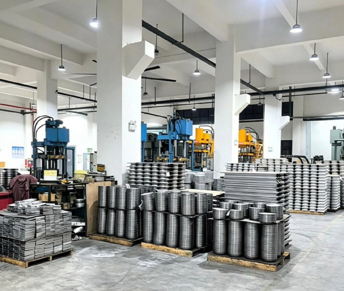 Stainless steel cookware factory floor